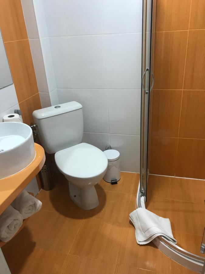 Hotel Gabrisa Razgrad Экстерьер фото